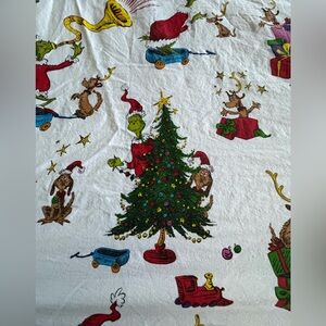 Pottery Barn Kids Grinch Christmas Twin Fitted Sheet